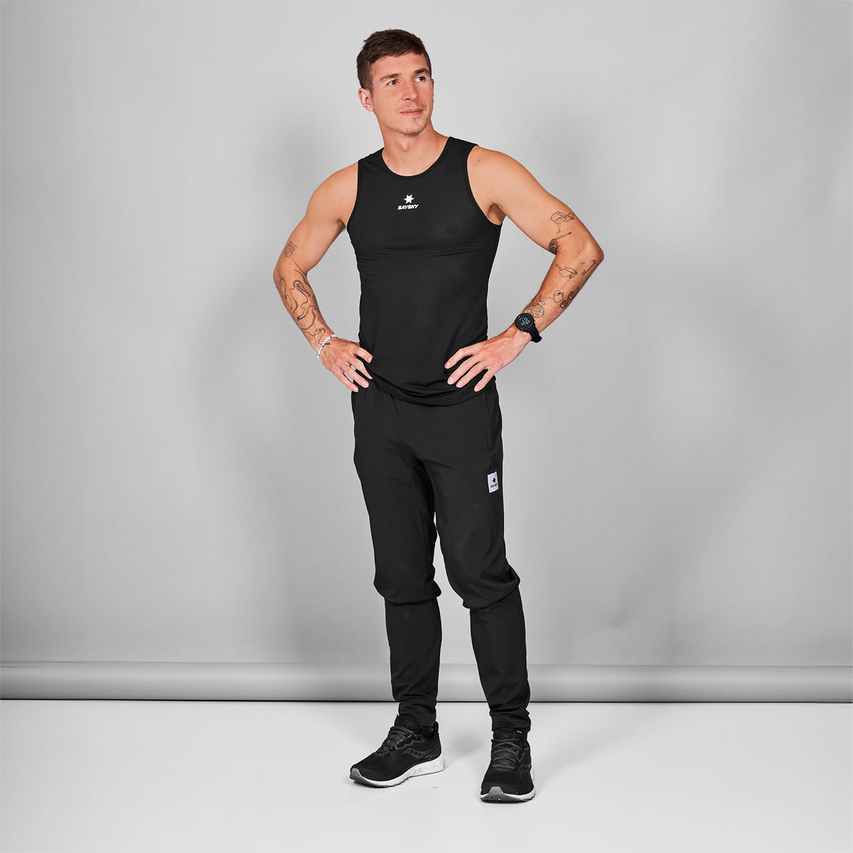 【ANDAR】 Cool Tech Men's Half Neck Base Layer / 追跡付 Debajo Seamless Baselayer Quarter-Zip - Men's – Cotopaxi