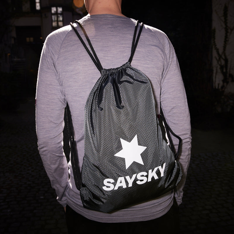 Discmania Sky Bag + Squatch Cooler insert is almost 50% the price of the  Legend 3.0 : r/discgolf